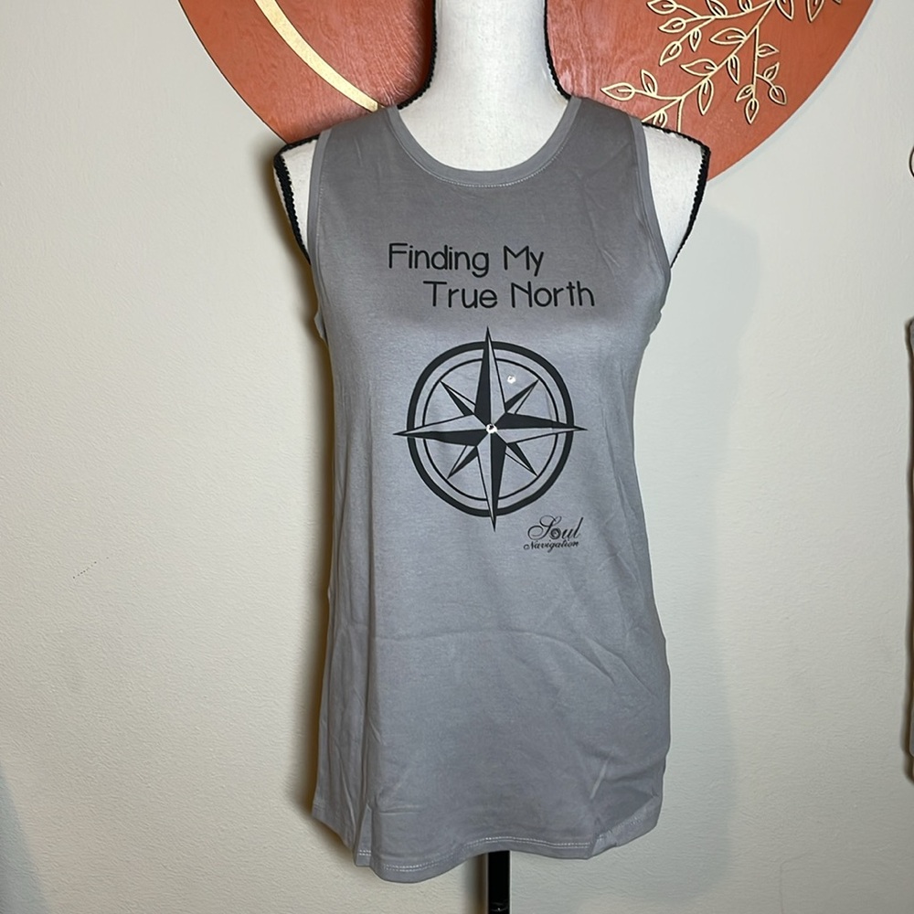 Hazel moon astrology line gray yoga tank. NWT